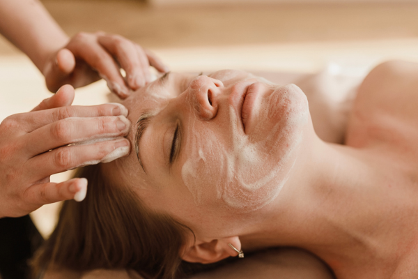 Taurus: The Luxury Embrace Skincare Enthusiasts